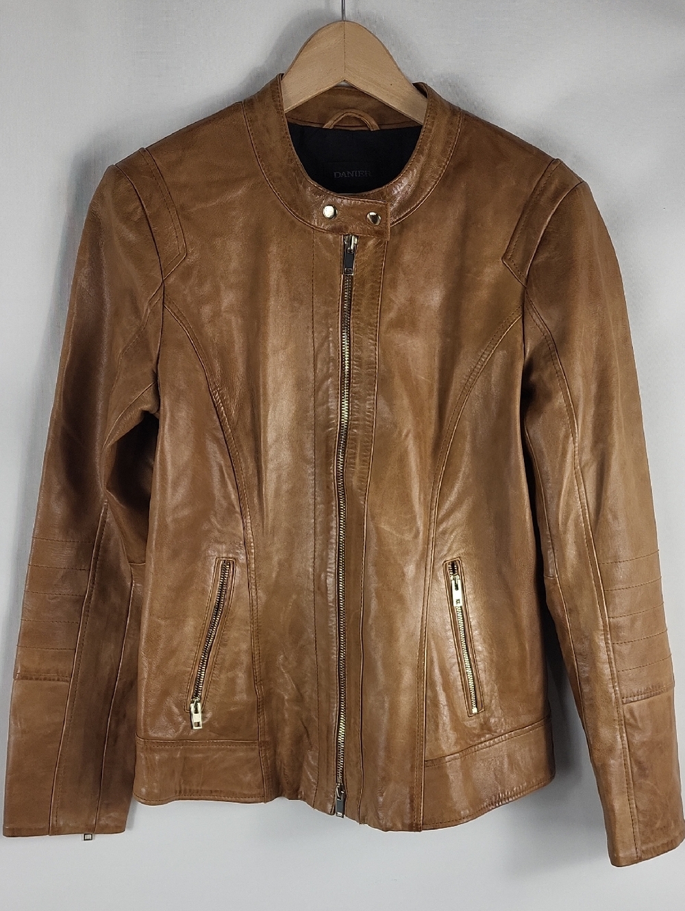 Danier Women's Brown Leather Jacket